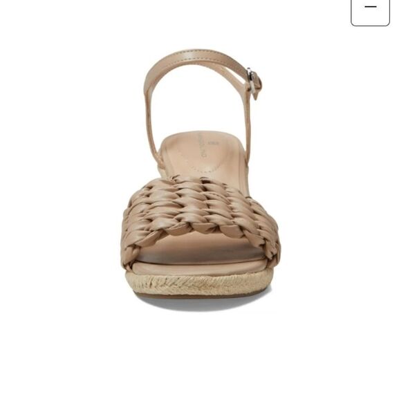 Bandolino "Jingle 3" sandal in color warm sand. 3" wedge heel. Size 11 NWT - Picture 2 of 9